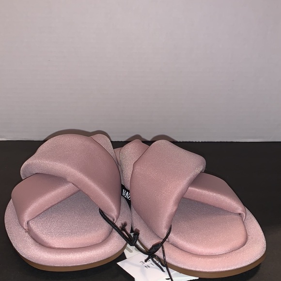 Brand new Zara quilted slides - Picture 5 of 9